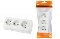 Розетка 3-х местная горизонтальная 2П+3 открытой установки IP20 16A с з/ш белая "Ладога" TDM